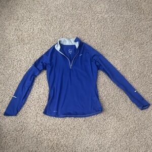 Men’s Nike Element zip up shirt